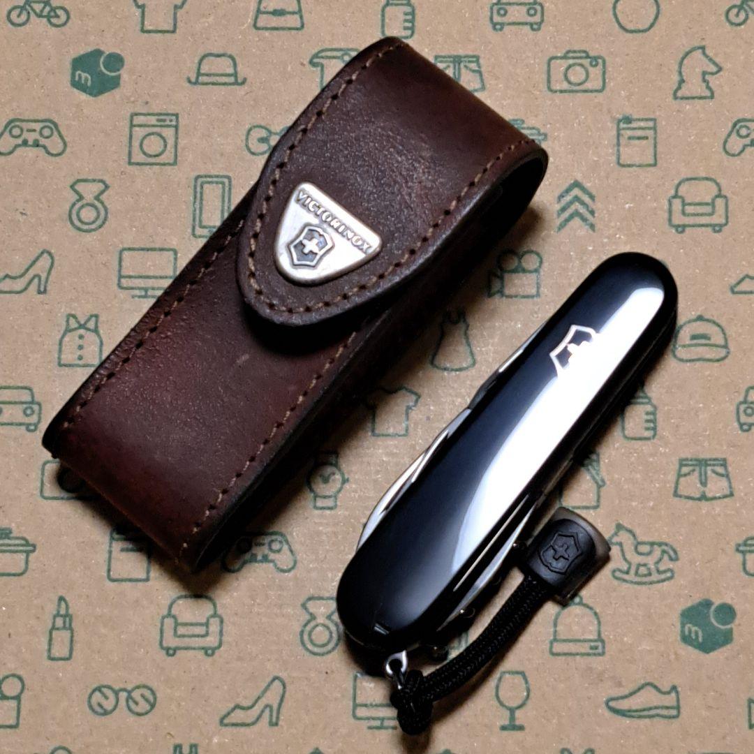 ビクトリノックス オニキスブラックコレクション スパルタン ケース付 5,950円
