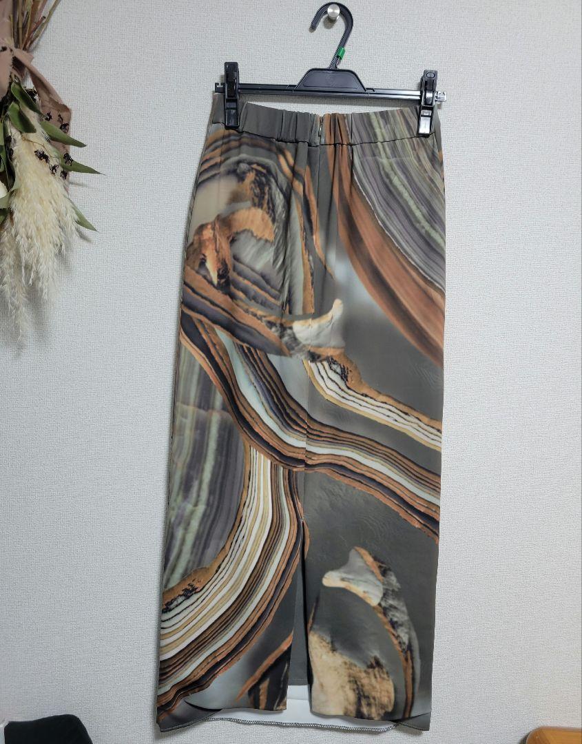 CROOKED STRATUM TIGHT SKIRT グリーン（Ameri（アメリ）の