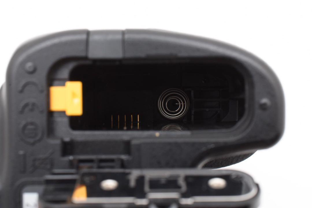 ニコン Nikon D3300★一眼レフカメラ★Wレンズ★ショット数少！