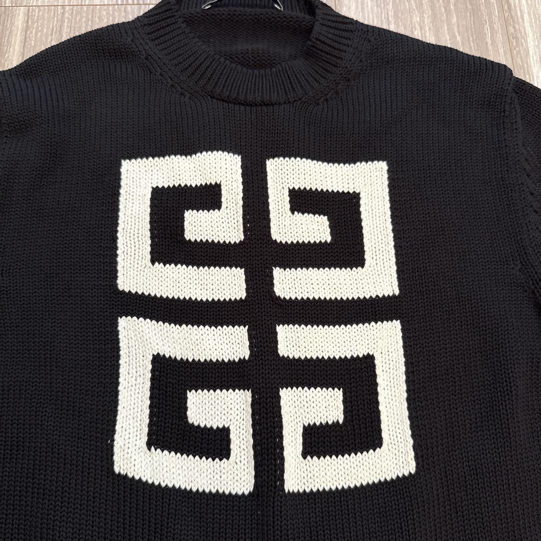 Givenchy ブラック ニットセーター