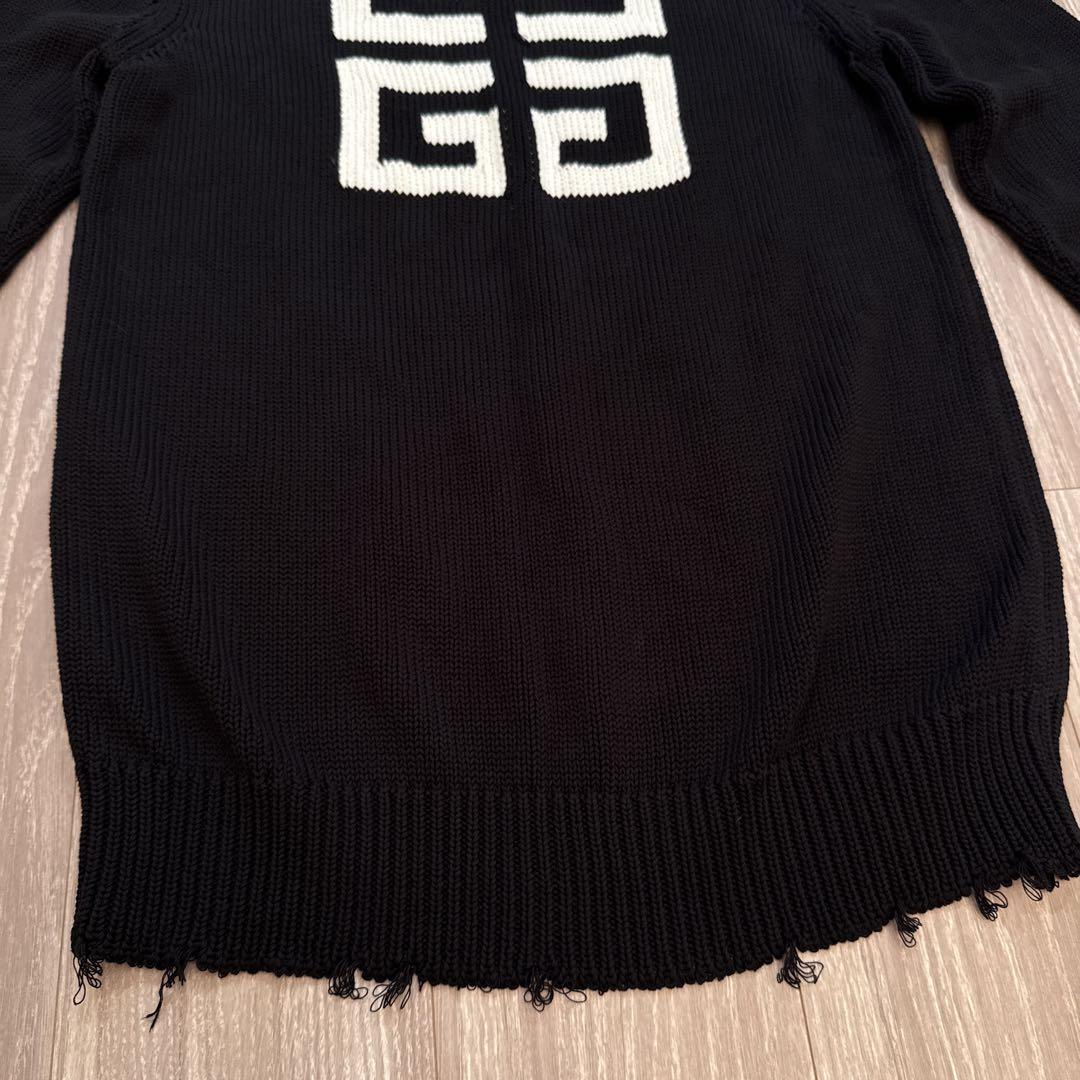 Givenchy ブラック ニットセーター