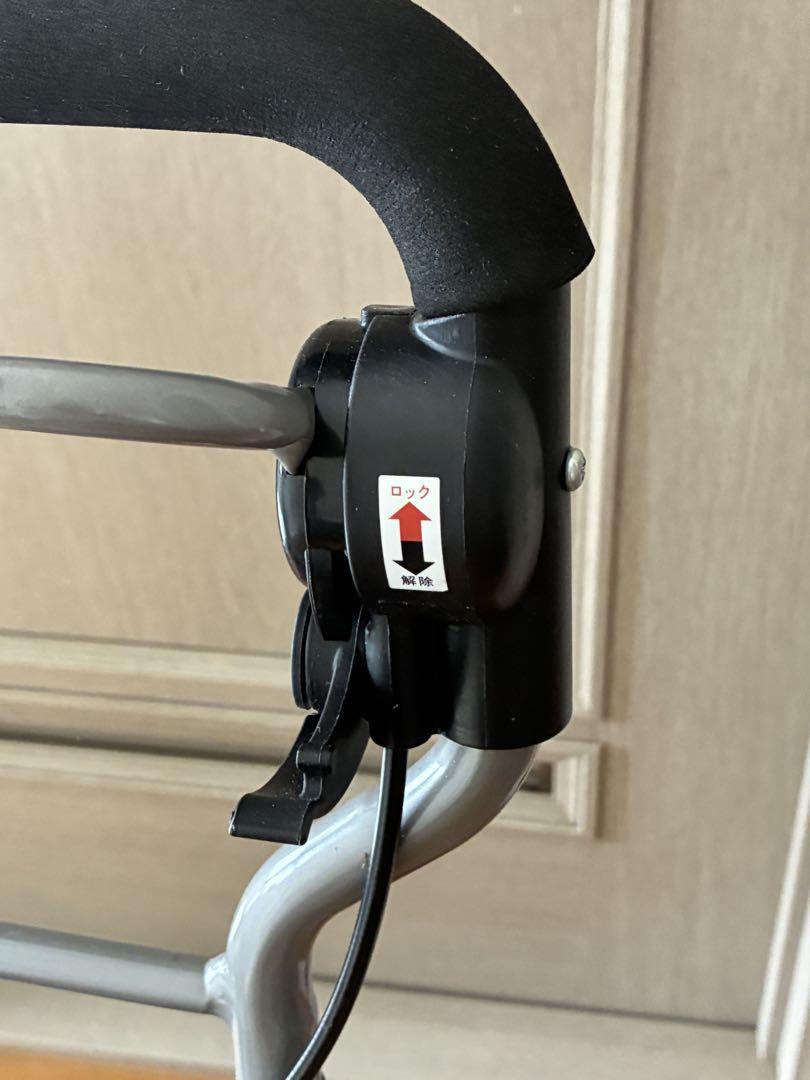 美品　シルバーカー　ラクーノウォーカー