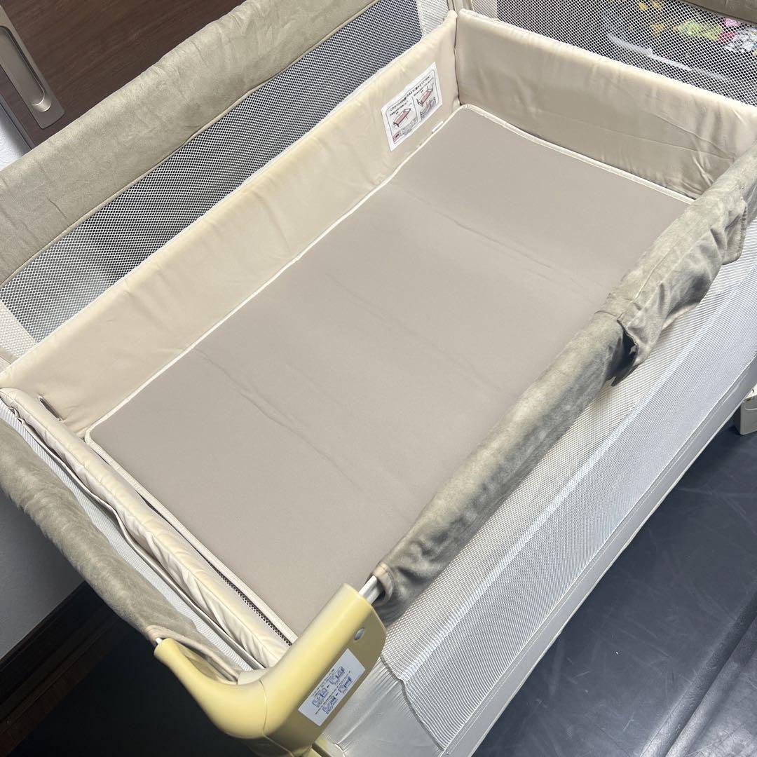 APRICA アップリカ ココネルエアーABプラス　ホワイトベージュ