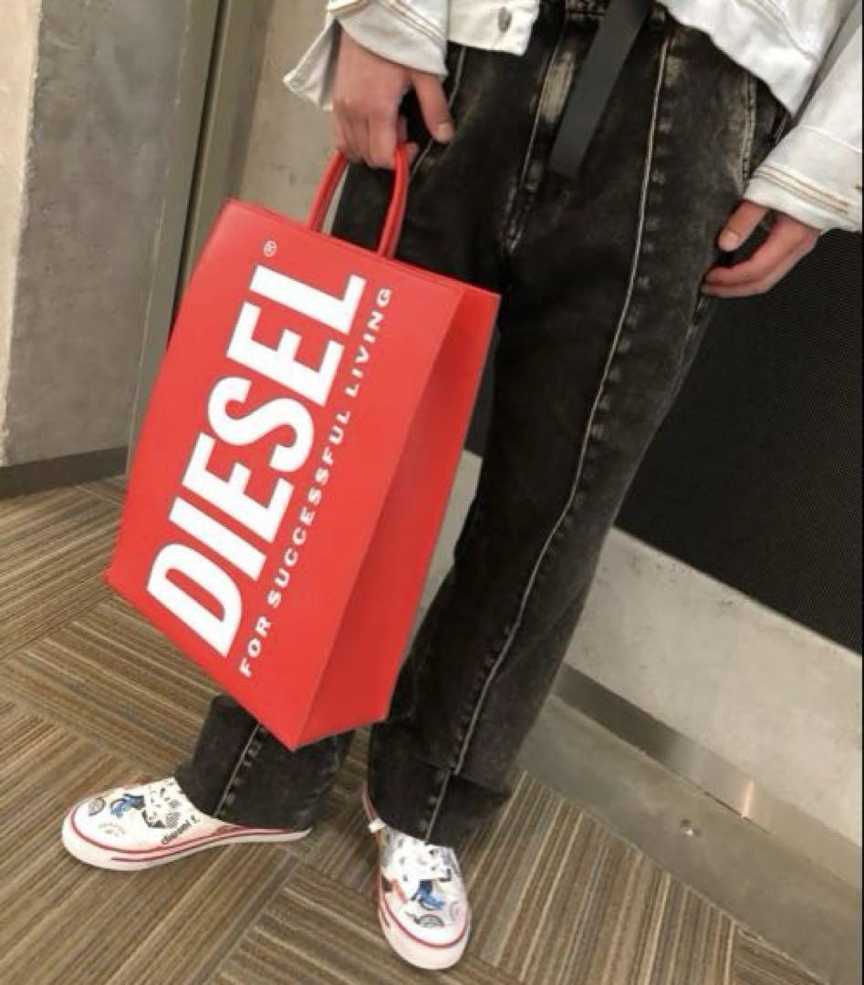 DIESELスニーカーマルチカラープリント(ホワイト) 新品 27cm