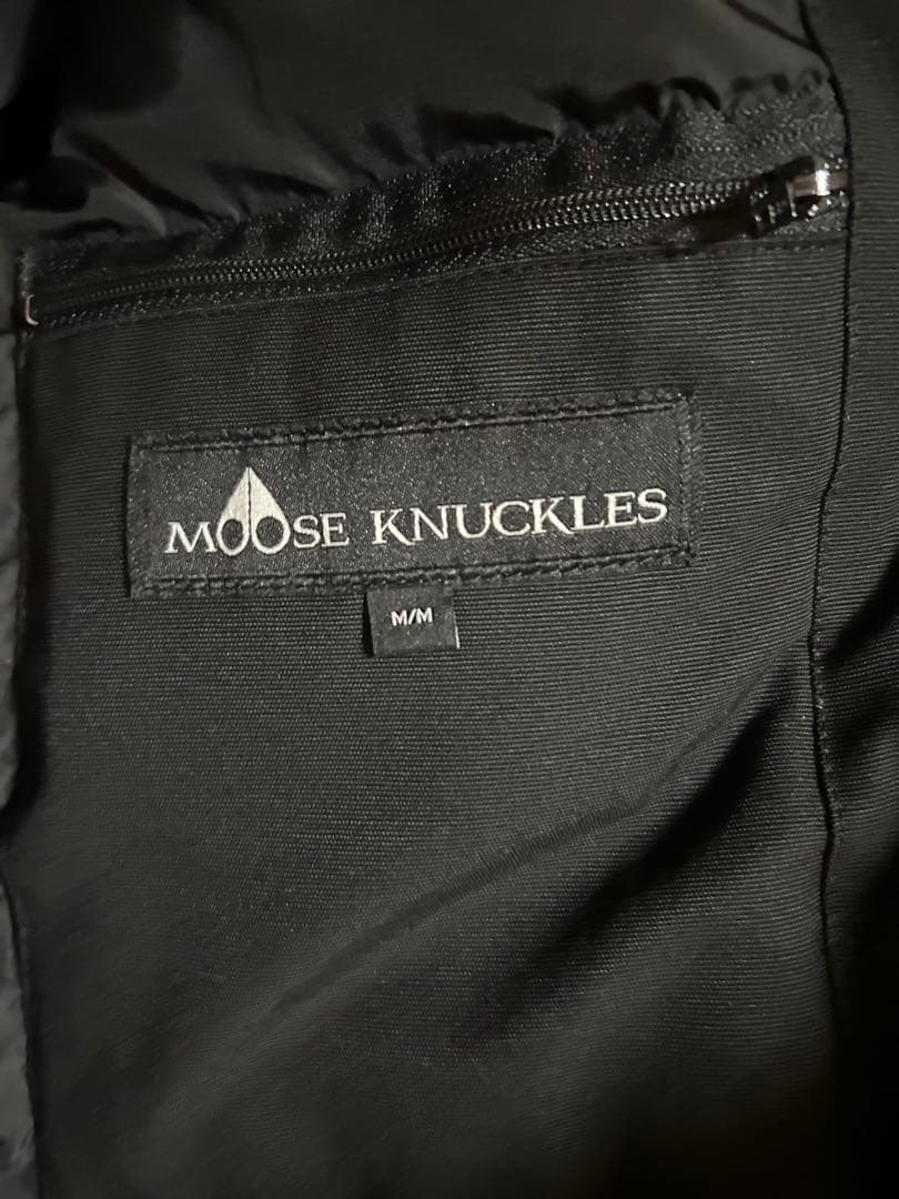 ファー付きブラックダウンジャケット ファー付きブラックダウンジャケット