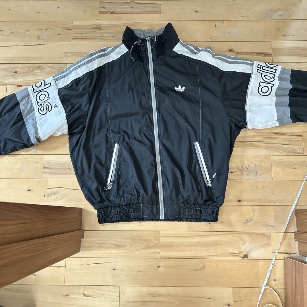 【ヴィンテージ】adidas ナイロンジャケット