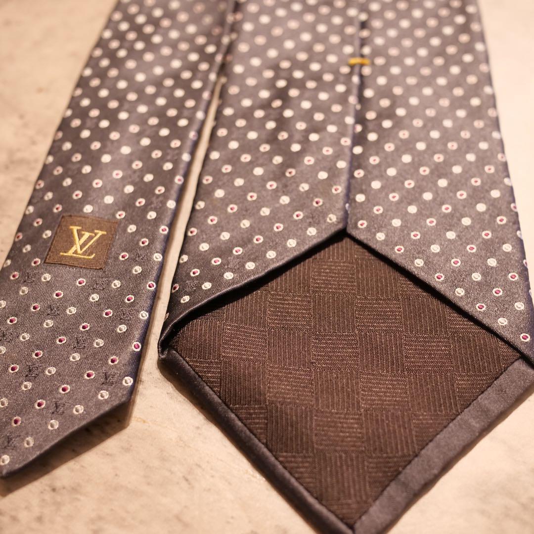 フィッシャーマンさん専用Louis Vuitton とGUCCIのネクタイΩ