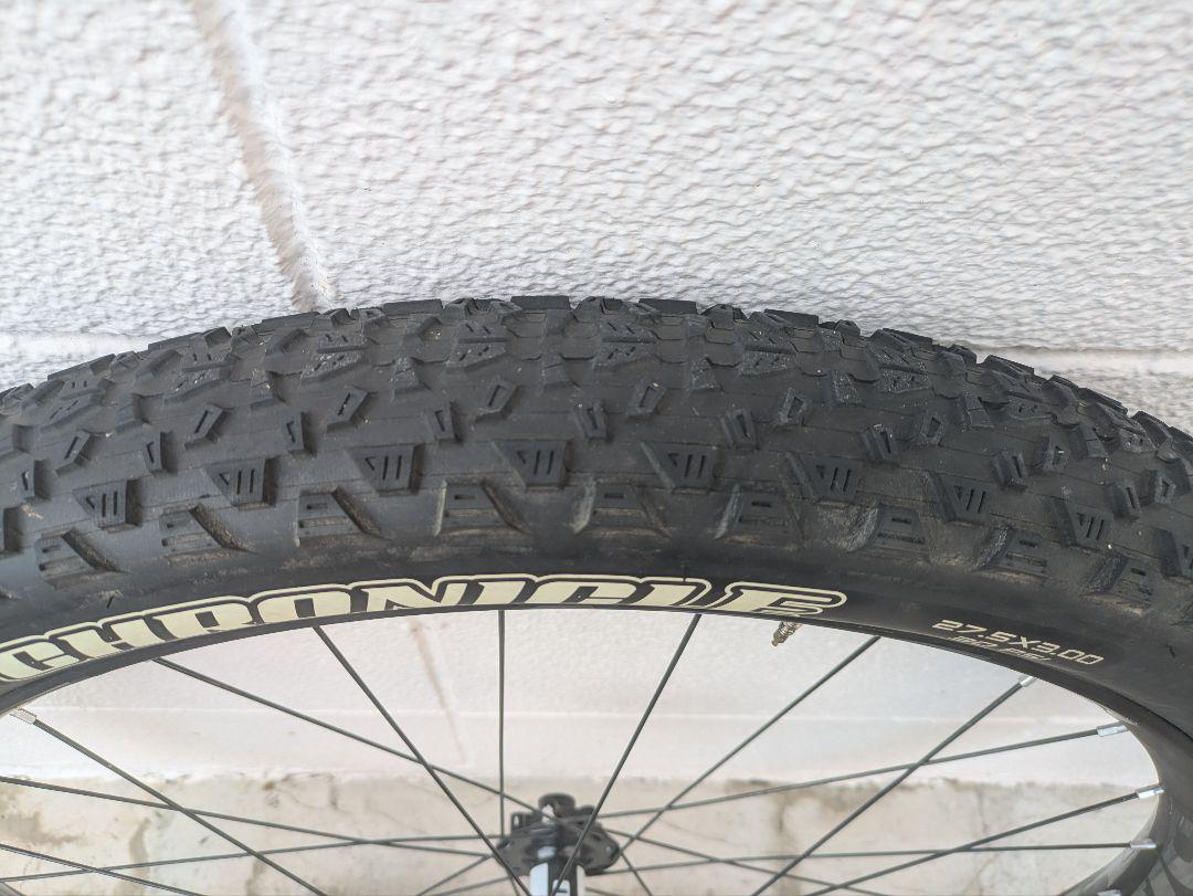 DT350ハブ&RaceFaceリム27.5+Fホイール 27.5x3.0タイヤ