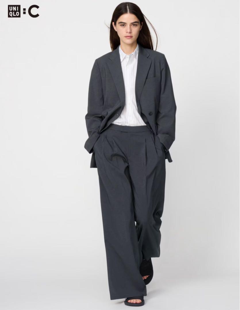 ユニクロC 感動タックワイドパンツ Sサイズ ダークグレー - メルカリ