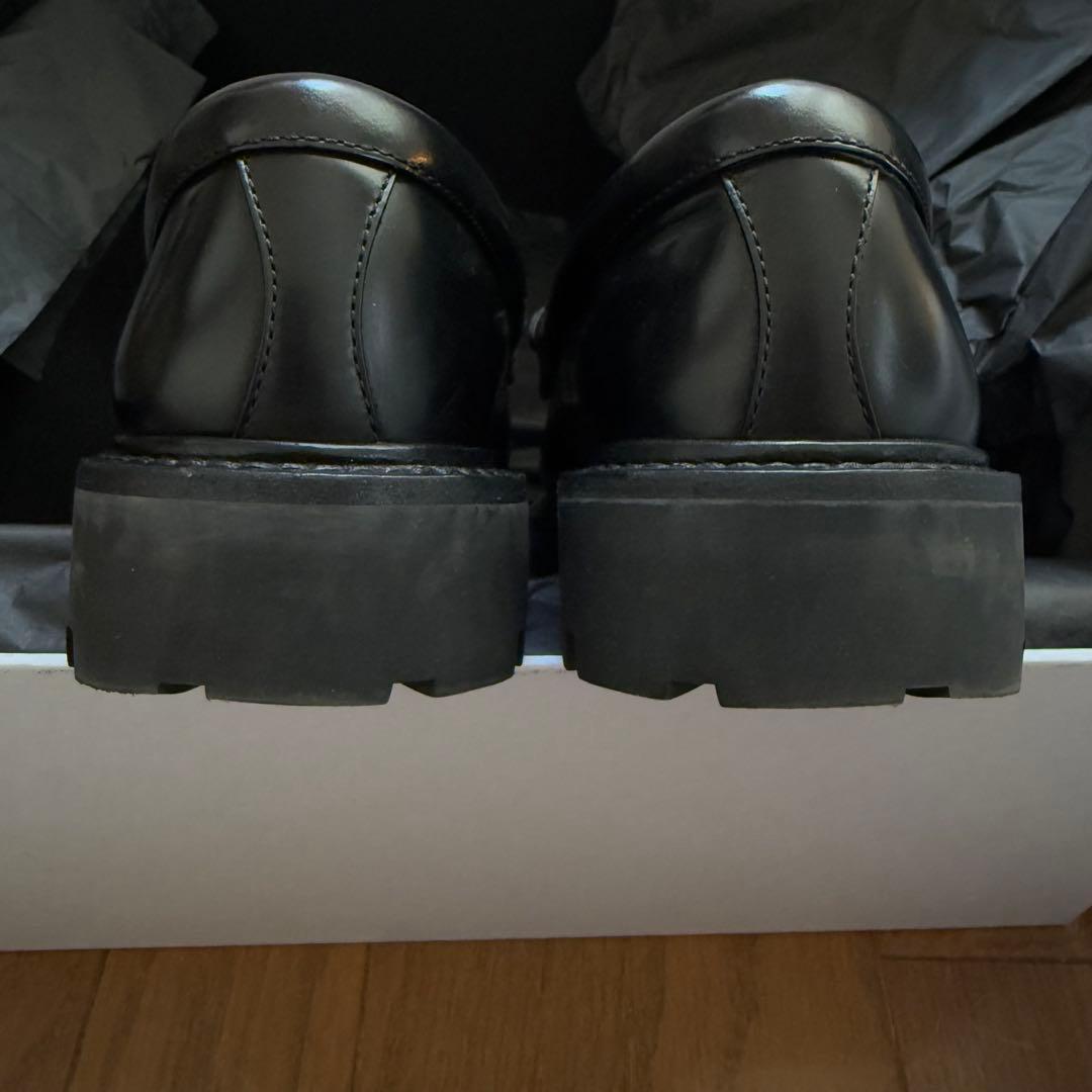 CELINE トリオンフチェーン付き マーガレットローファー 38 CELINE トリオンフチェーン付き マーガレットローファー 38