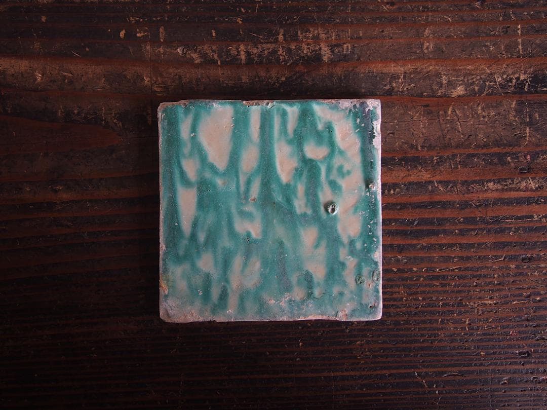 緑釉薬 スペイン 古いタイル 13.3cm タルーニャスペインデルフト/K281