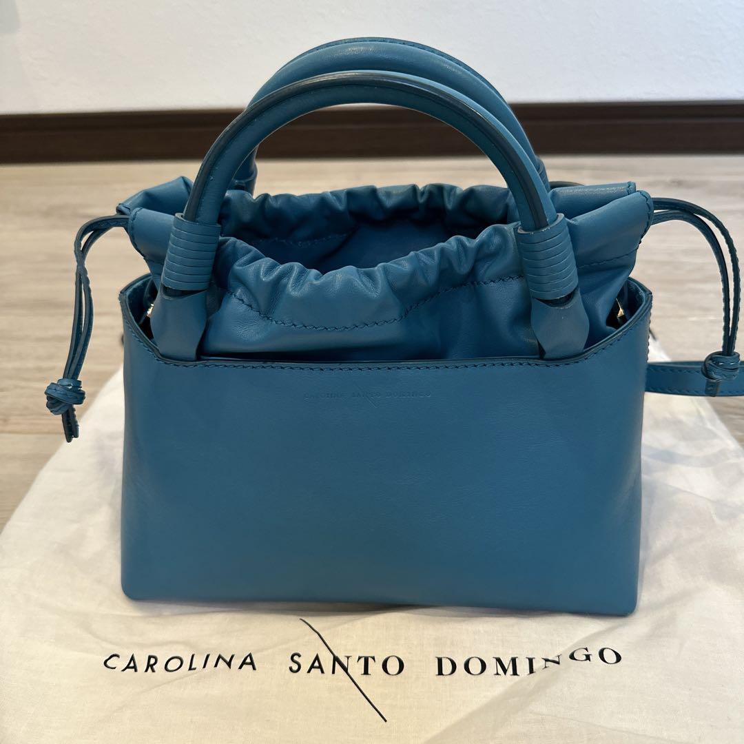 Carolina Santo Domingoカロリーナ サント ドミンゴ
