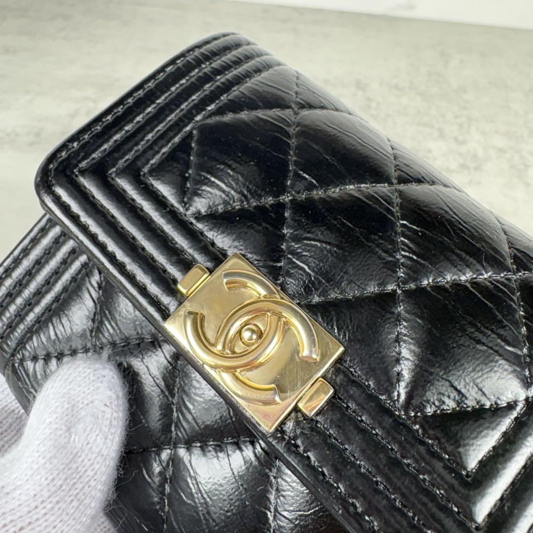 CHANEL ボーイシャネル Wホック　三つ折り財布　ラムスキン