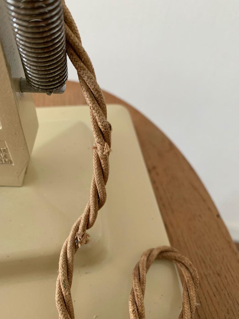 ANGLEPOISE