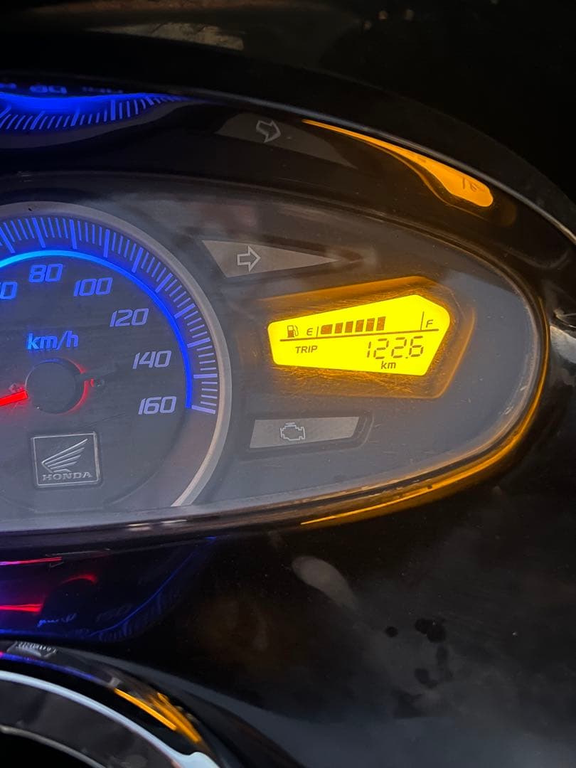 ホンダ PCX JF28実働 自賠責8年4月 書類鍵あり 廃車済み ホンダ PCX JF28実働 自賠責8年4月 書類鍵あり 廃車済み