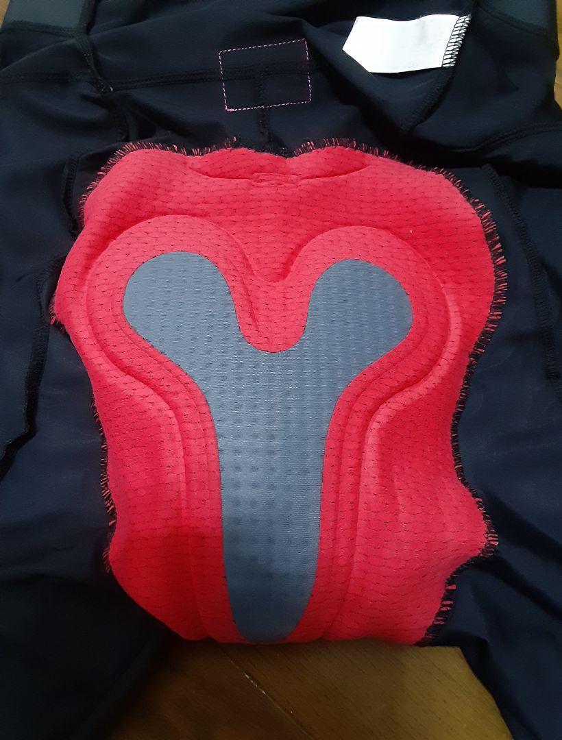 RERIC　レリック　ビブニッカ　サイクルパンツ