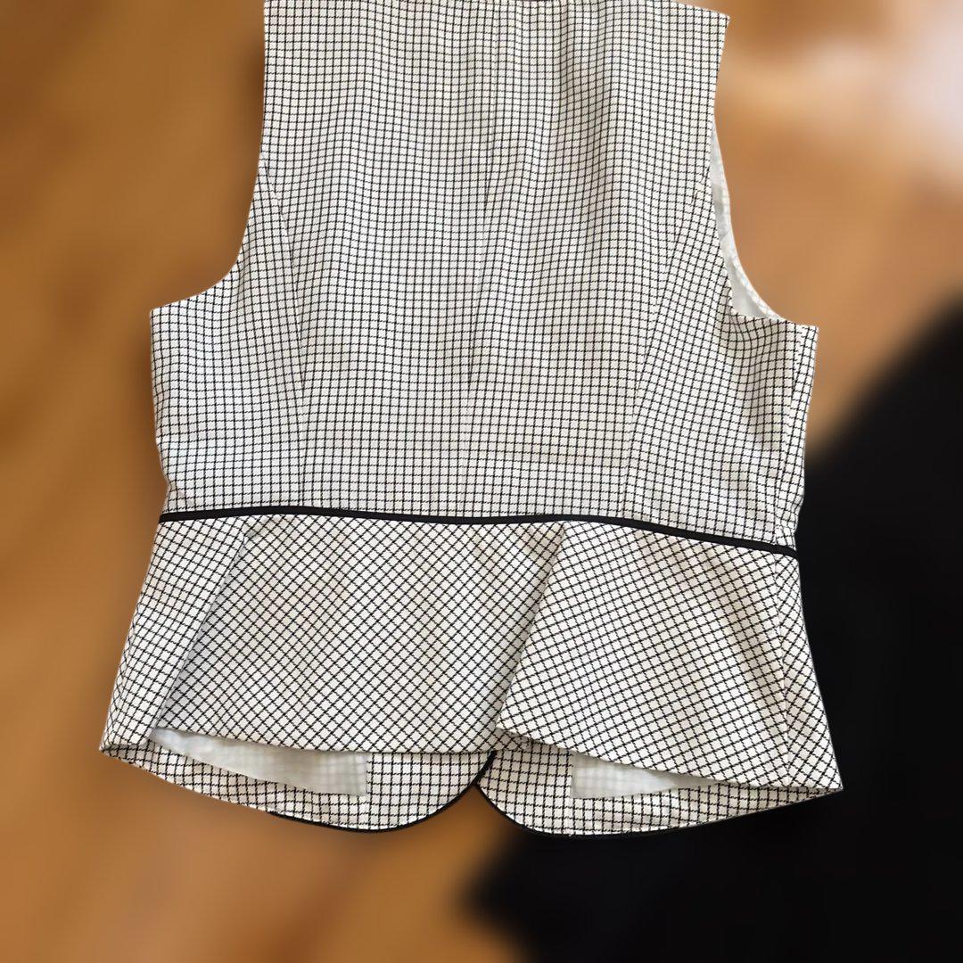 新発売 新商品 事務服ベストスカートセット メルカリ - 9号㉙ enjoy スーツ・フォーマル・ドレス