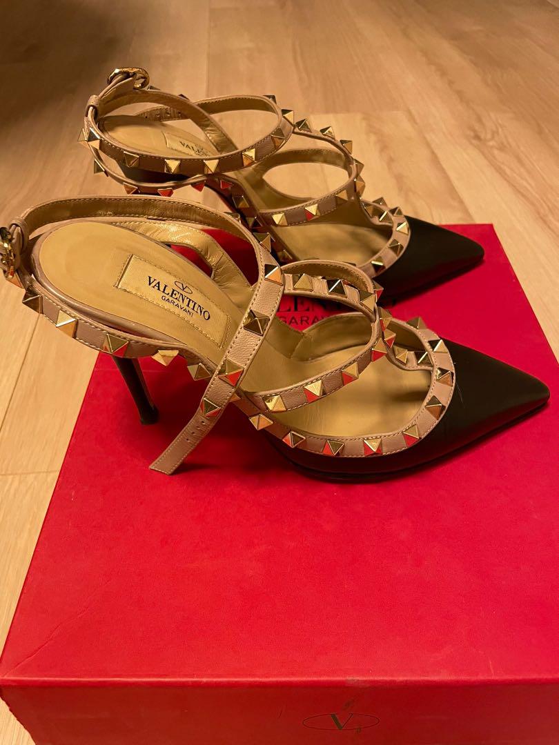 VALENTINO スタッズパンプス
