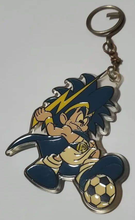 ※大特価『GAMBA ロゴ ゴールド色とアクリルキーホルダー2個セット』