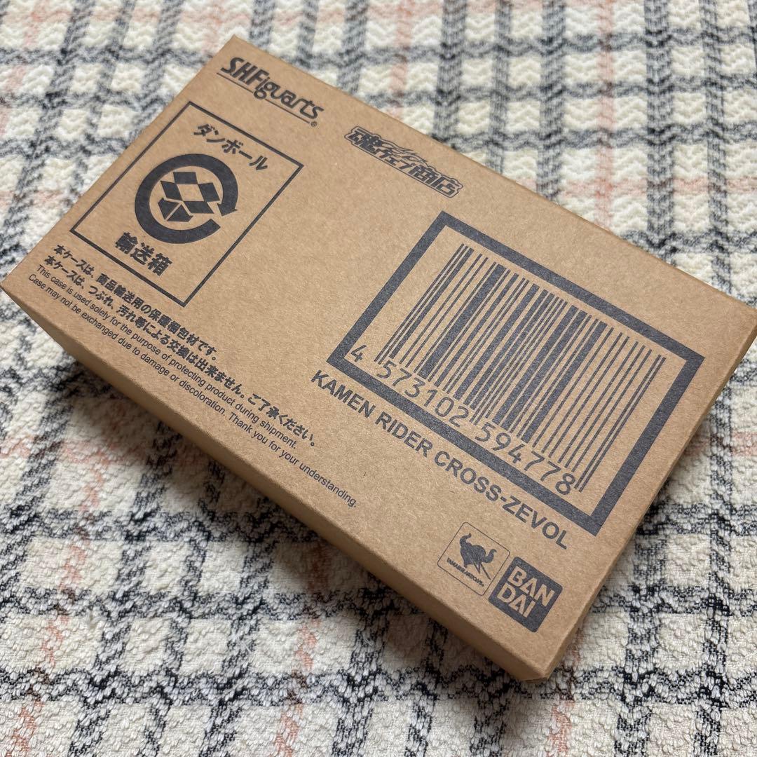 S.H.Figuarts 仮面ライダー クローズエボル S.H.Figuarts 仮面ライダー クローズエボル