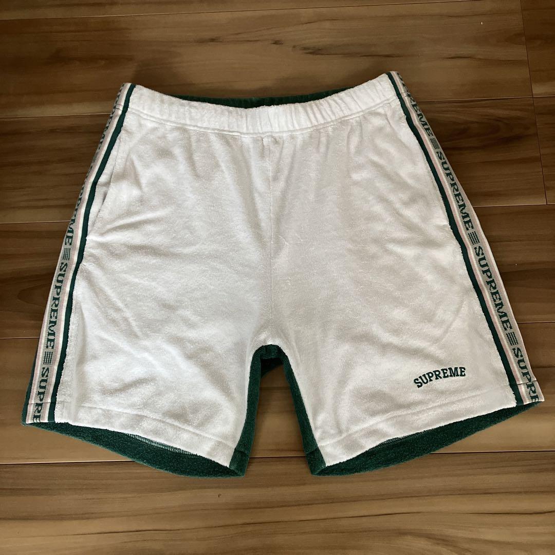 SUPREME タオル地ショートパンツ ホワイト・グリーン - メルカリ