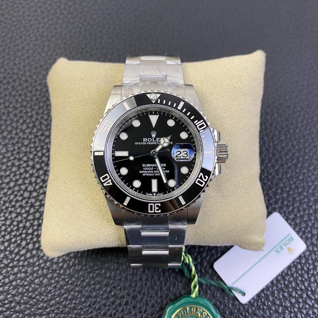 ROLEX Submariner ブラックダイヤル 40mm
