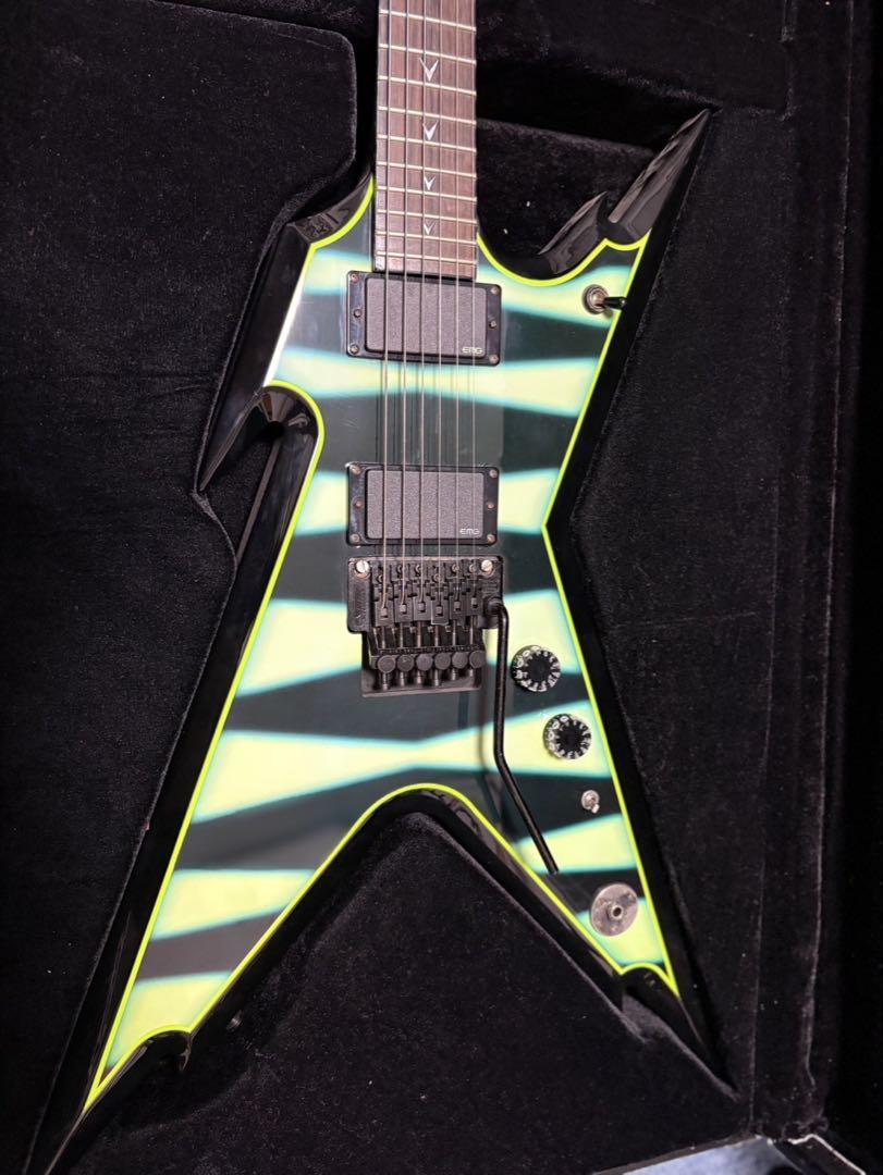 週末 ▶︎Dean Dime Razorback エレキギター
