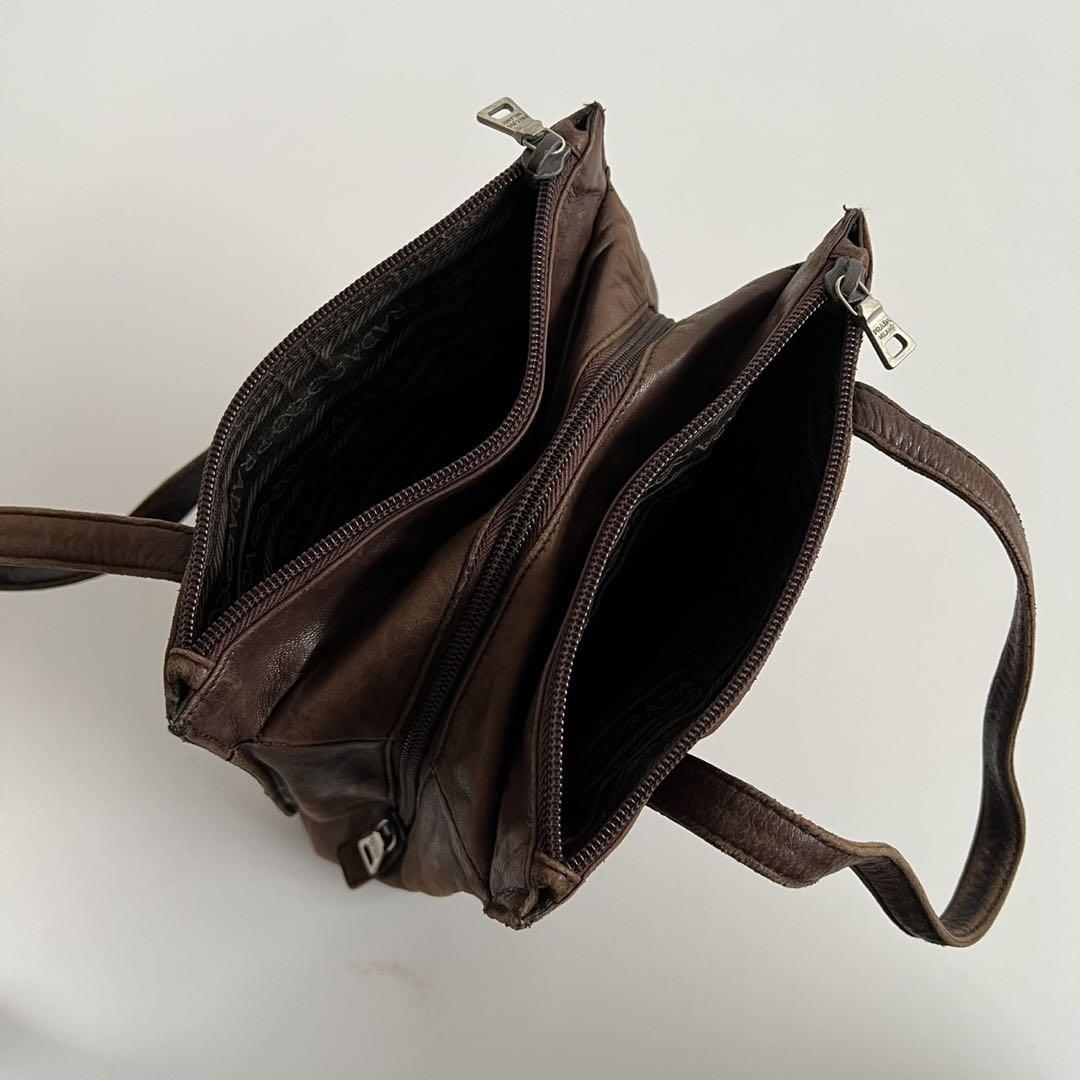 90s PRADA VINTAGE LEATHER TOTE HAND BAG