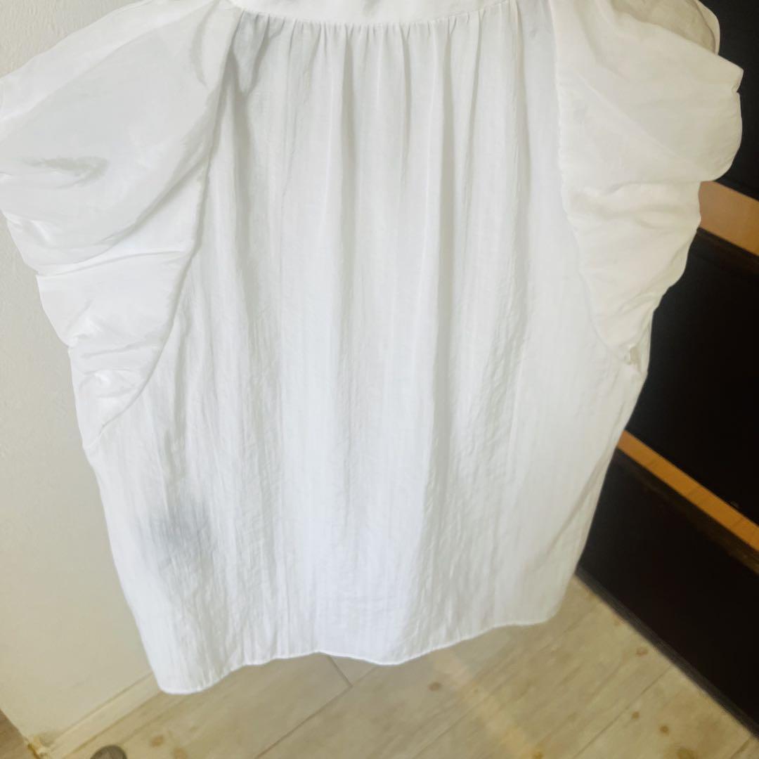 新品☆ ANAYI ライトローンパフスリーブ ブラウス/セオリー、23