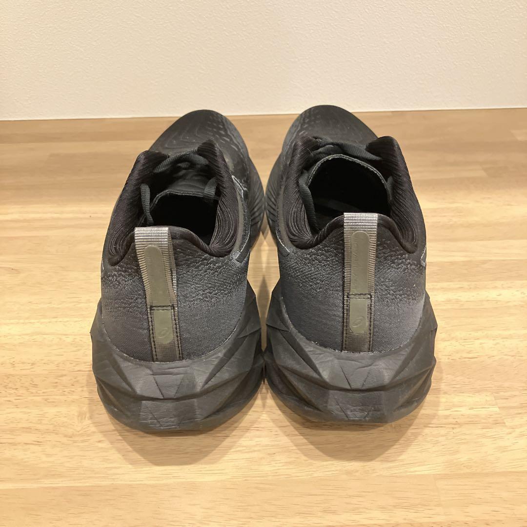スパイク・シューズ asics novablast4 27.5