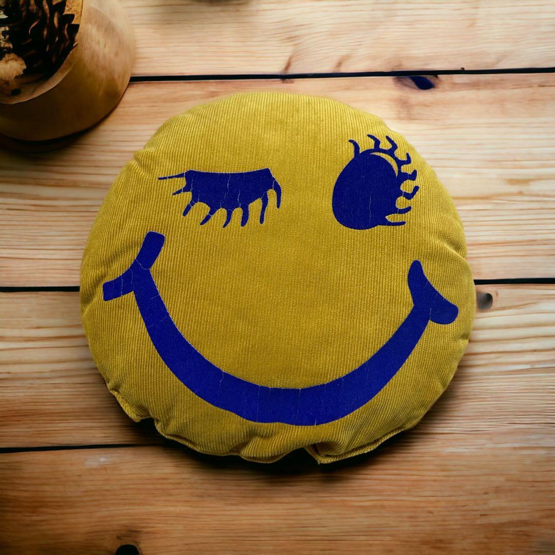 journal standard Furniture スマイルクッション