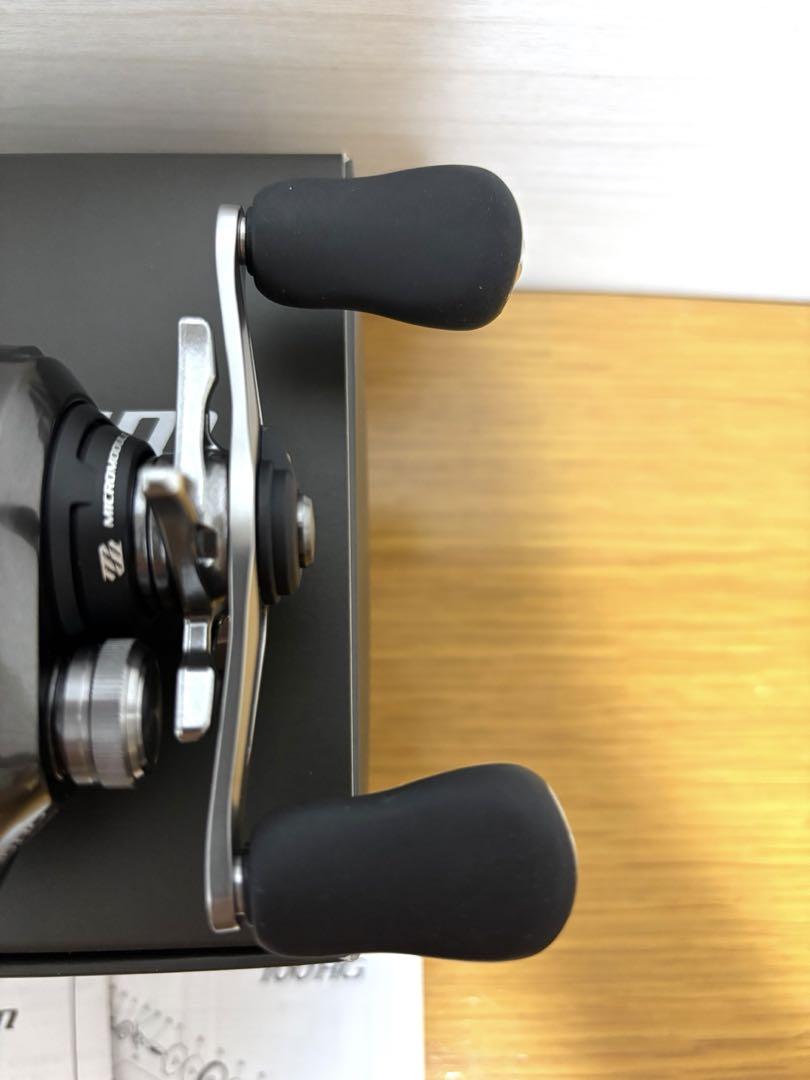 【割安】SHIMANO 23 メタニウム 100 HG 右ハンドル　ベイトリール シマノ ベイトリール メタニウム 100HG 右ハンドル 23年追加