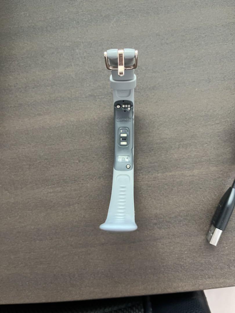 時計 Garmin vivosmart4