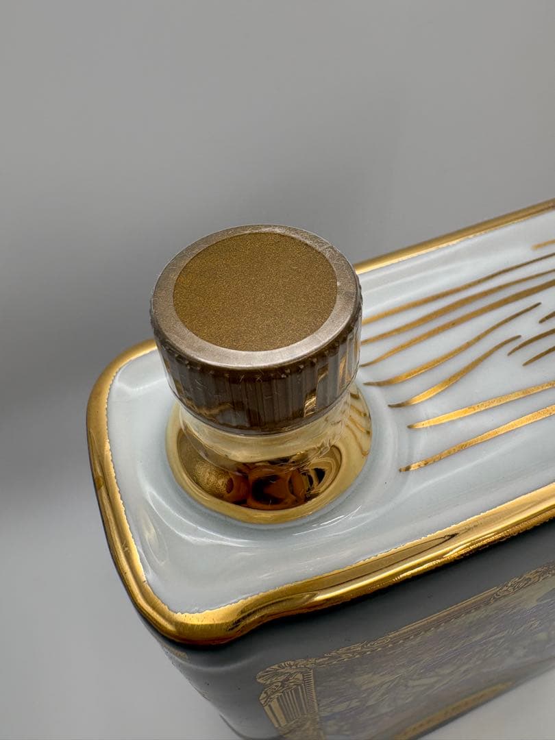 カミュ ナポレオン ブック ゴッホ ひまわり アイリス 古酒 2本セット カミュ ナポレオン ブック ゴッホ ひまわり アイリス 古酒 2本セット