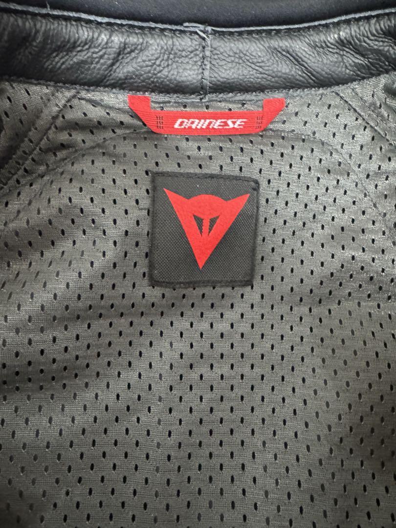 ダイネーゼ Dainese
