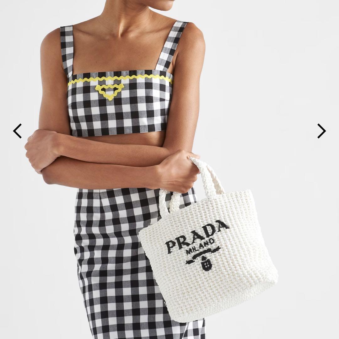 PRADA スモールクロシェ　ホワイト