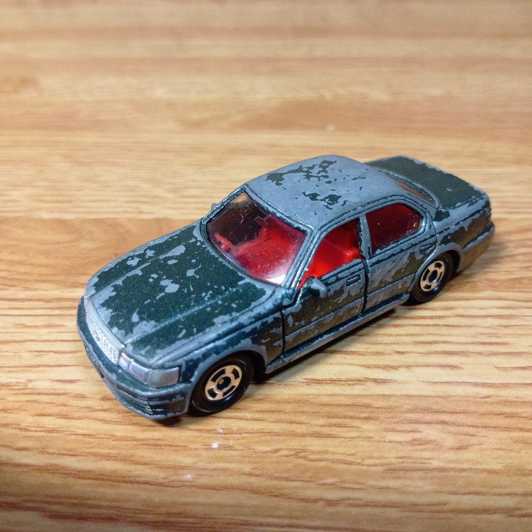 トミカ 日本製ミニカー2台セット(フェアレディ/セルシオ) - メルカリ