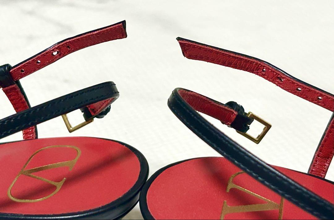 【美品】Valentino 36 Vロゴ パンプス ヴァレンティノ ブラック