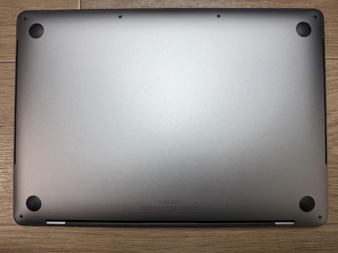 【美品】MacBook Pro 13インチ メモリ16GB SSD1TB
