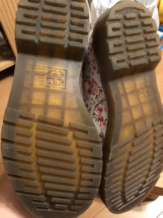新品正規品 ドクターマーチン 8ホール Dr.Martens 花柄˳✧༚✿ ˚✧₊ dBM0O-m65333090992 格安最安値
