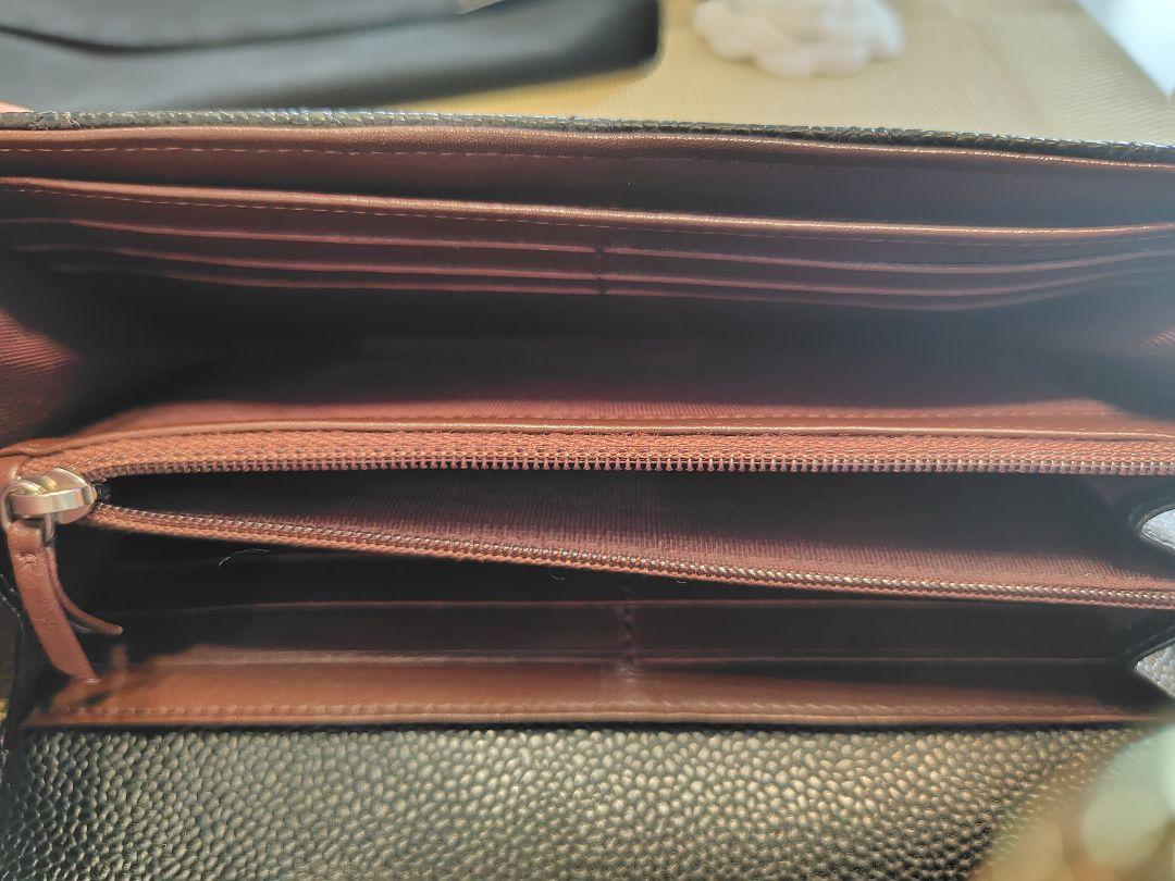 シャネル長財布金具シルバー