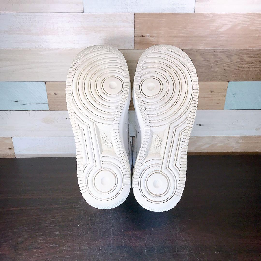 NIKE AIR FORCE 1 07 22.5cm