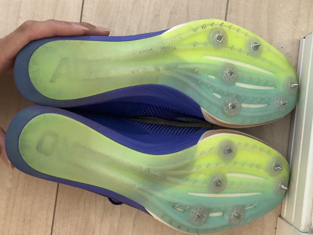 ADIZERO フィネス