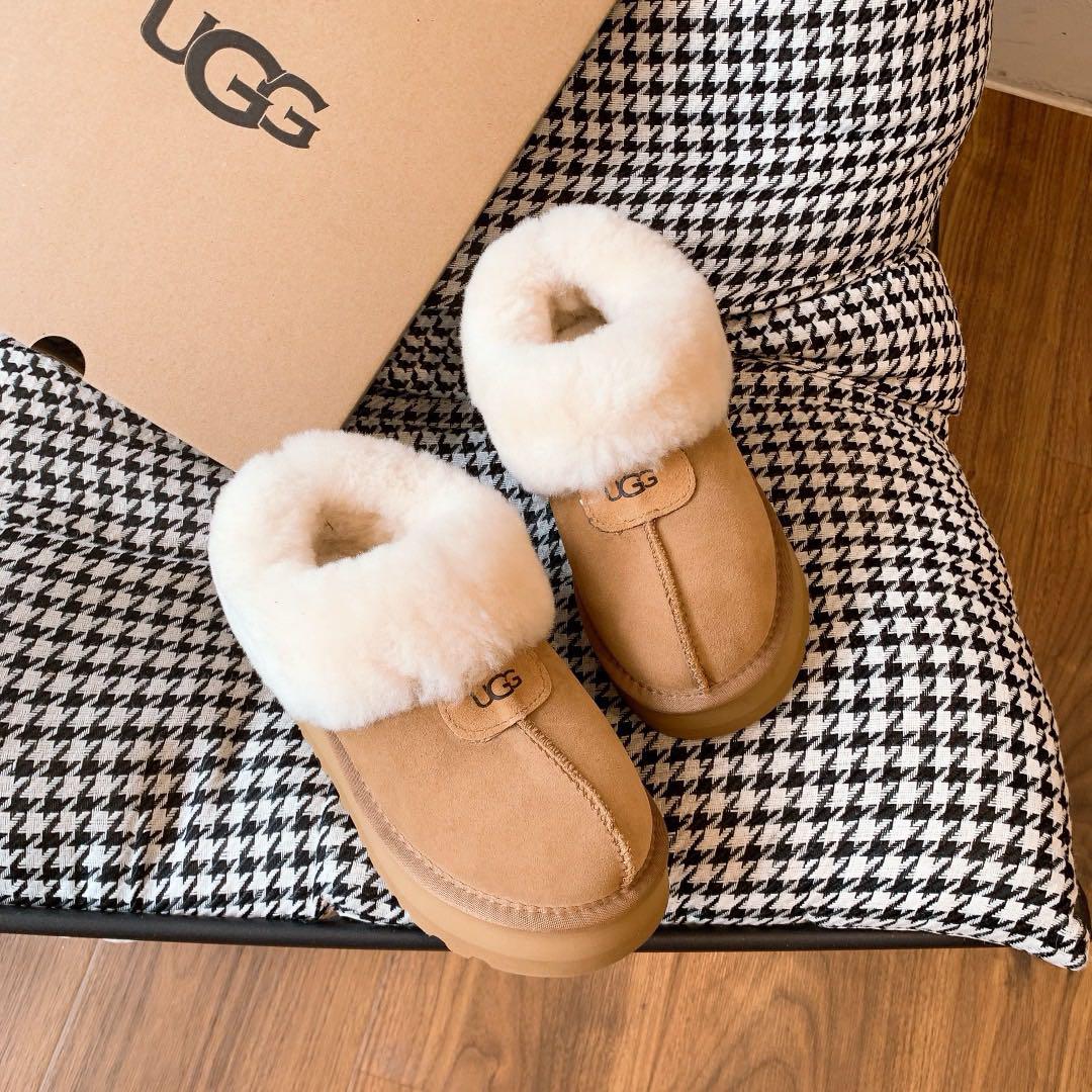 UGG厚底ベージュサンダル24.5cm特価