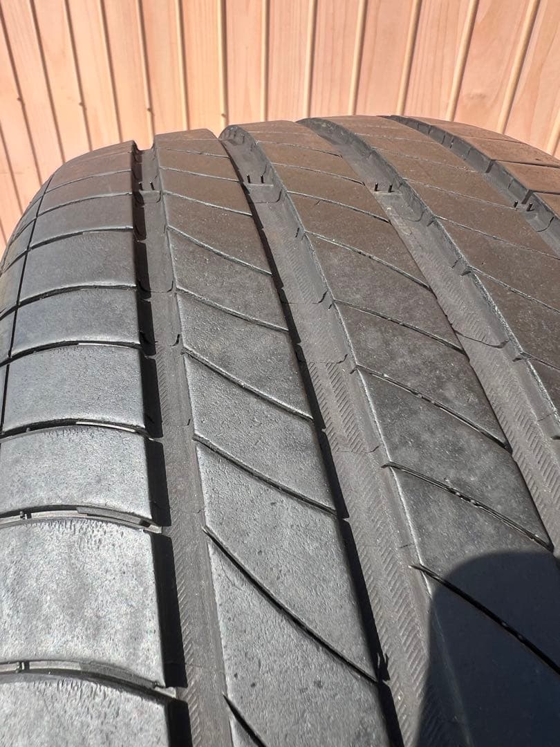 良品　2023年製　225/50R18 2本　C-HR ヴェゼル　カローラクロス