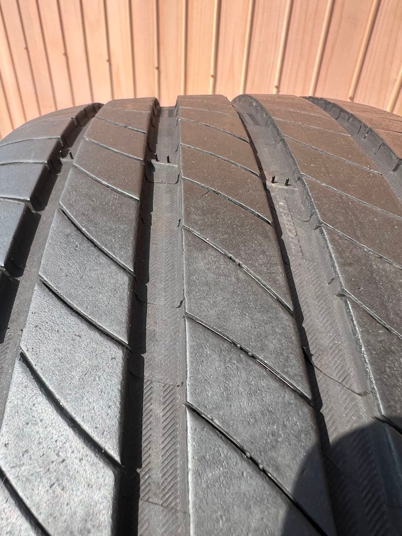 良品　2023年製　225/50R18 2本　C-HR ヴェゼル　カローラクロス