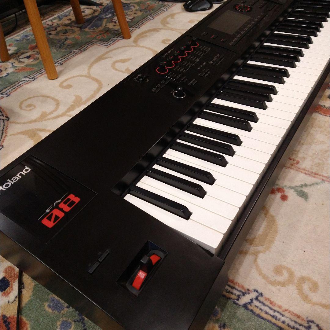 Roland FA-08