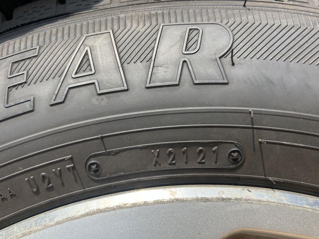 スタッドレス4本　GOOD YEAR　ICE NAVI 7　205/70 R15