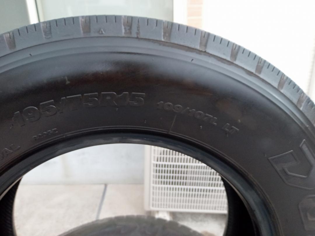195/75R15 ブリヂストンDURAVIS