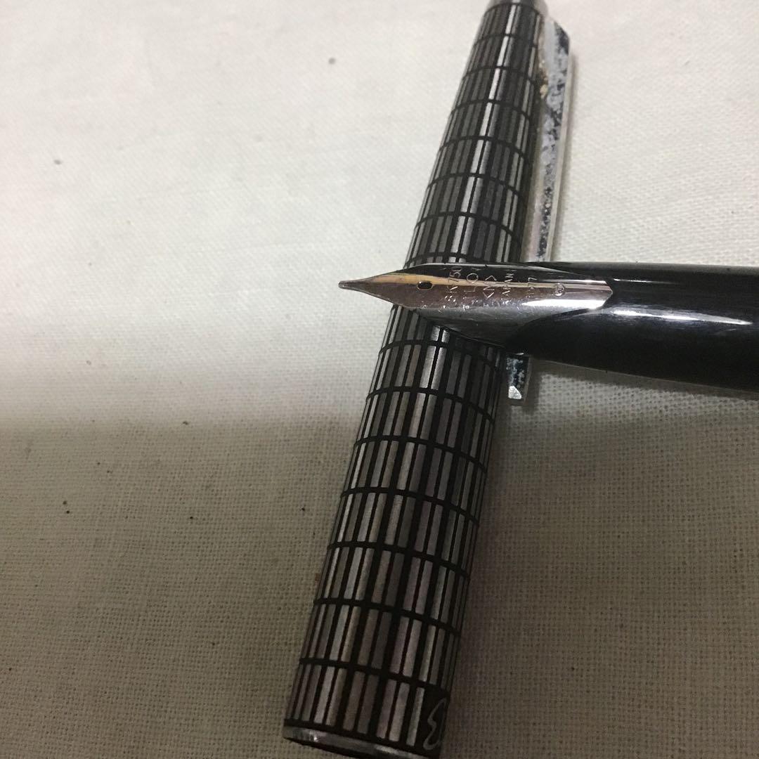 ELite 格子18K750